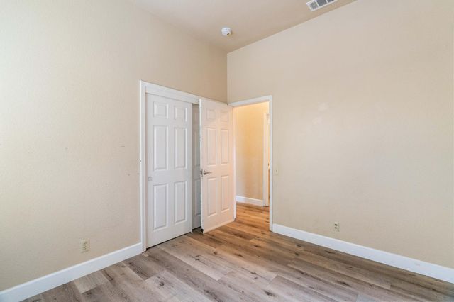 8862 Laguna Star Dr, Elk Grove, CA 95758