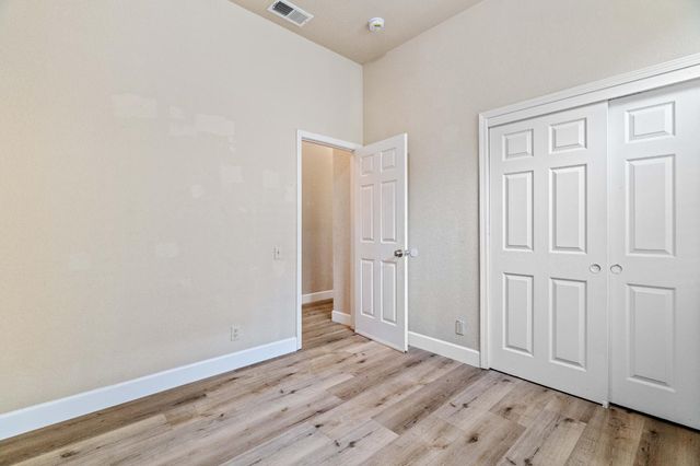 8862 Laguna Star Dr, Elk Grove, CA 95758