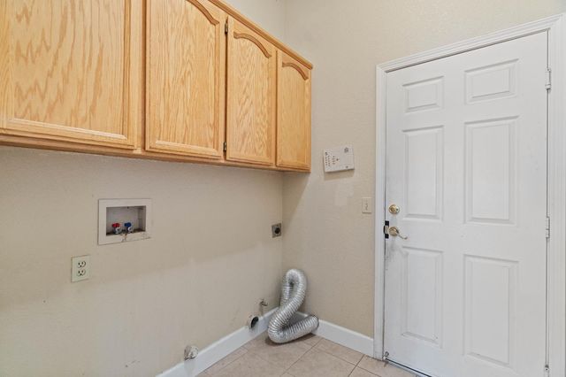 8862 Laguna Star Dr, Elk Grove, CA 95758