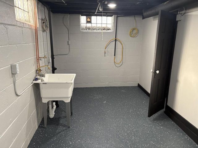 4113 S Austin STREET, Milwaukee, WI 53207