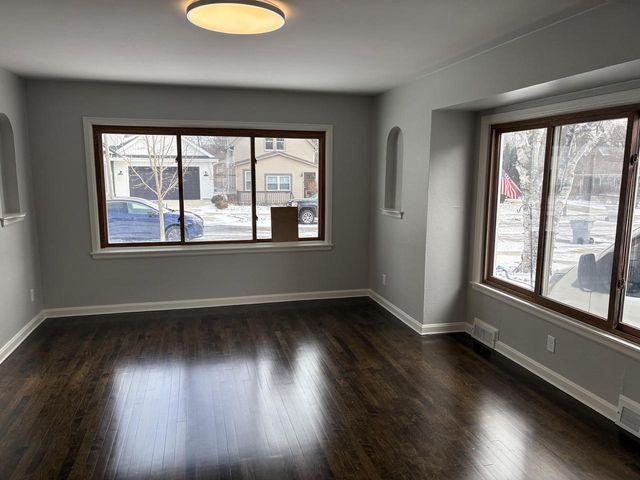 4113 S Austin STREET, Milwaukee, WI 53207