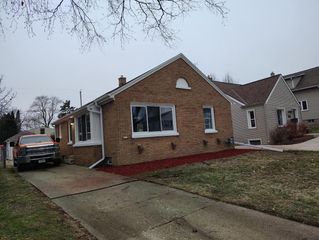 4113 S Austin STREET, Milwaukee, WI 53207