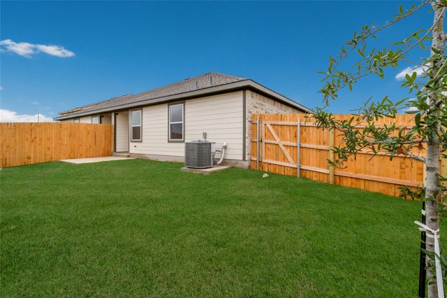 14825-B Grey Ghost WAY, Manor, TX 78653