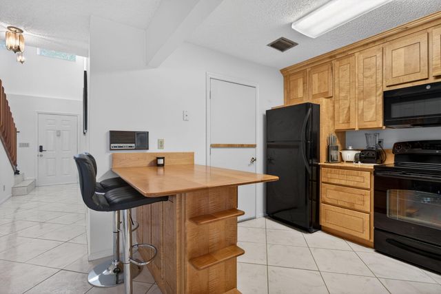 2274 Discovery Circle W 2274, Deerfield Beach, FL 33442