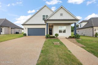 6263 Clover Court, Walls, MS 38680