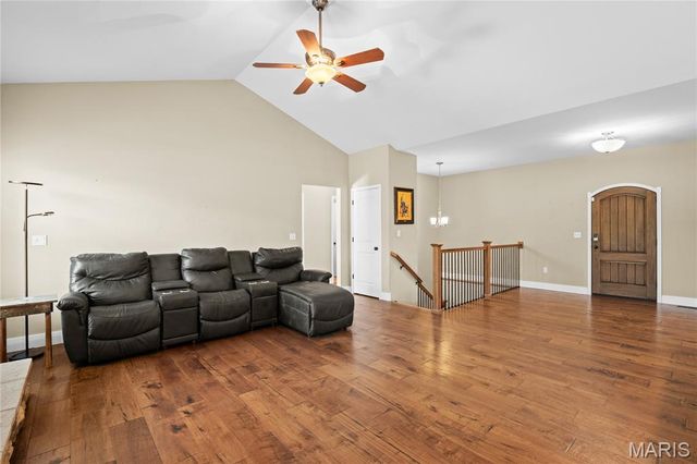 901 Ambercrombie Court, O'fallon, IL 62269