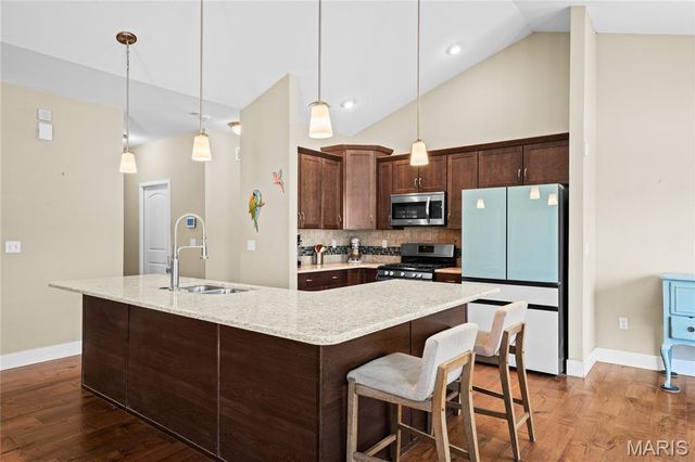 901 Ambercrombie Court, O'fallon, IL 62269