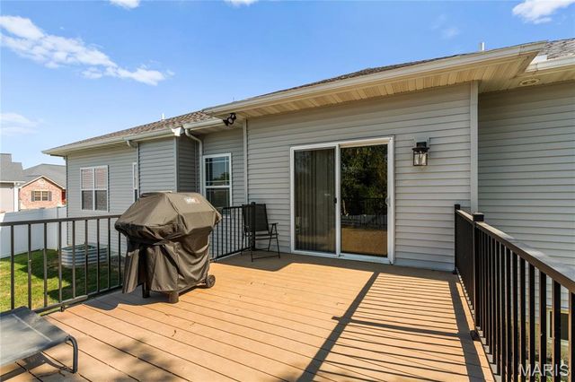 901 Ambercrombie Court, O'fallon, IL 62269