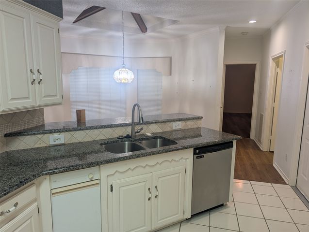 17909 Country Club Drive, Kemp, TX 75143