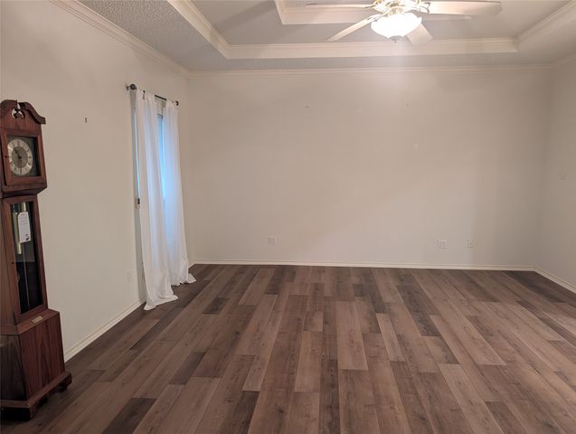 17909 Country Club Drive, Kemp, TX 75143