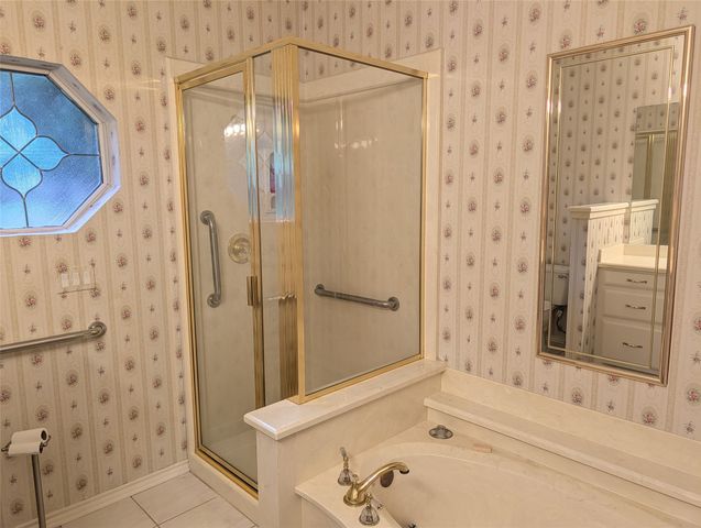 17909 Country Club Drive, Kemp, TX 75143