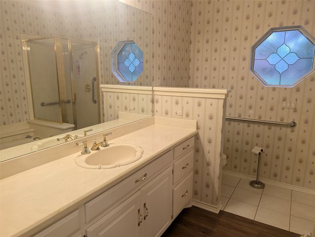 17909 Country Club Drive, Kemp, TX 75143
