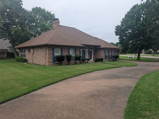 17909 Country Club Drive, Kemp, TX 75143