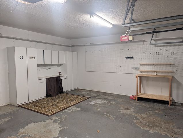 17909 Country Club Drive, Kemp, TX 75143
