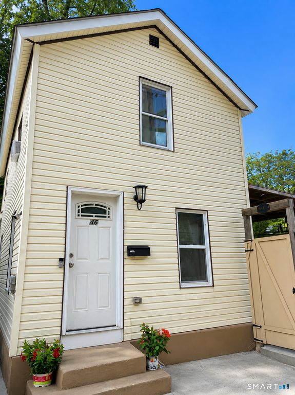 46 Pond Street, Waterbury, CT 06706