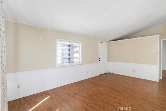 327 W Wilson 80, Costa Mesa, CA 92627