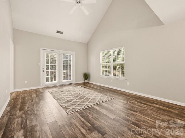 8810 Scotch Heather Way, Charlotte, NC 28277