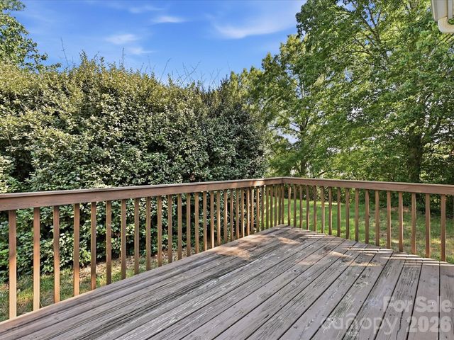 8810 Scotch Heather Way, Charlotte, NC 28277