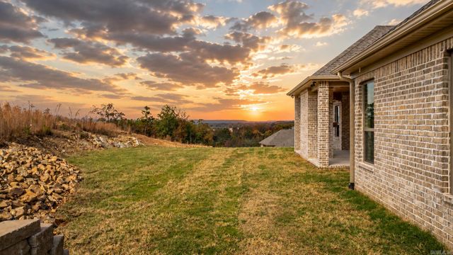 176 Maumelle Valley Drive, Maumelle, AR 72113