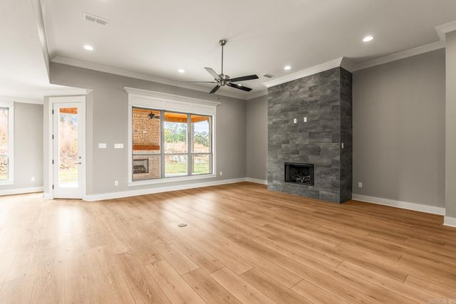 176 Maumelle Valley Drive, Maumelle, AR 72113