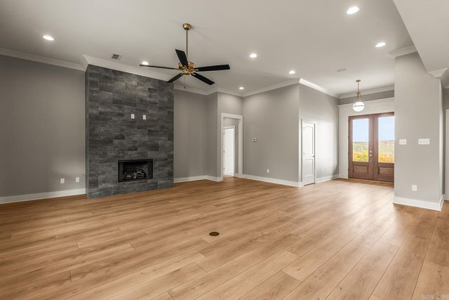 176 Maumelle Valley Drive, Maumelle, AR 72113