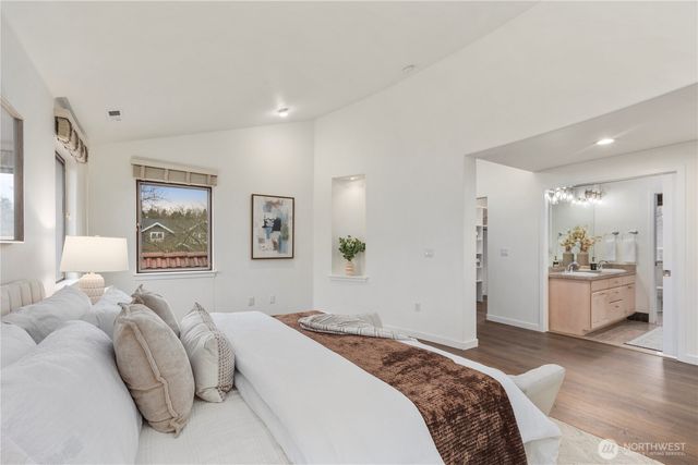 4003 E Newton Street, Seattle, WA 98112