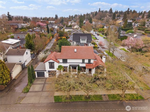 4003 E Newton Street, Seattle, WA 98112