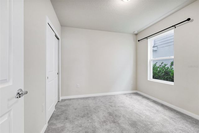 5322 ROYAL POINT AVENUE, Kissimmee, FL 34746