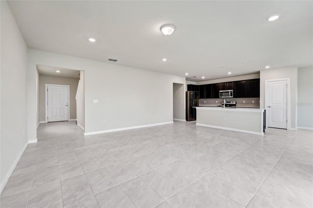 5322 ROYAL POINT AVENUE, Kissimmee, FL 34746