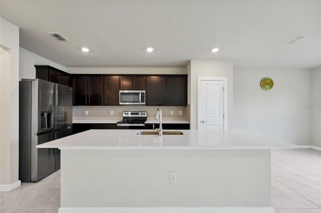 5322 ROYAL POINT AVENUE, Kissimmee, FL 34746