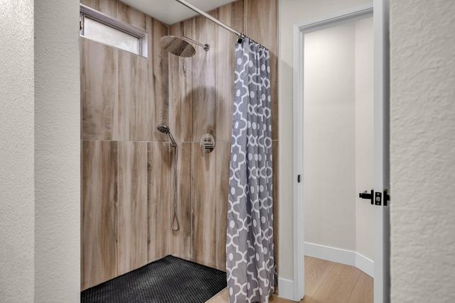 5912 Sawyer Cir, Sacramento, CA 95823