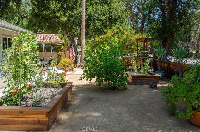 21209 Dumetz Road, Woodland Hills, CA 91364