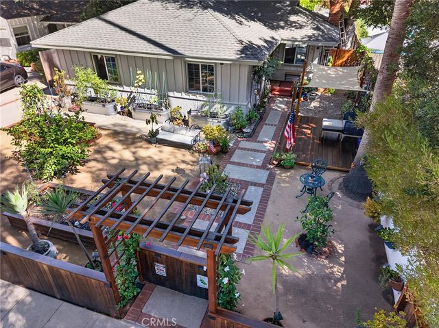 21209 Dumetz Road, Woodland Hills, CA 91364