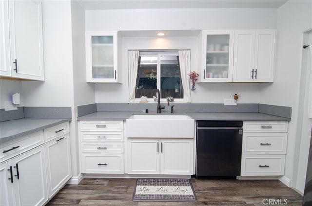 21209 Dumetz Road, Woodland Hills, CA 91364