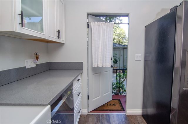 21209 Dumetz Road, Woodland Hills, CA 91364