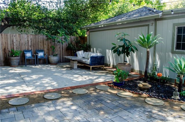21209 Dumetz Road, Woodland Hills, CA 91364