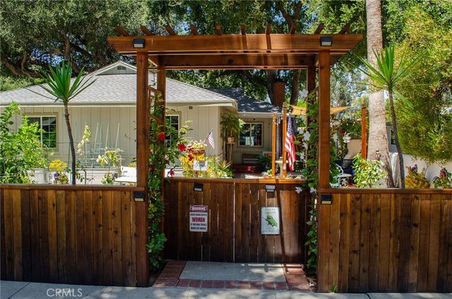 21209 Dumetz Road, Woodland Hills, CA 91364