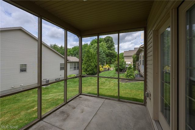 6981 Emerald Cove Avenue NW, Canal Fulton, OH 44614