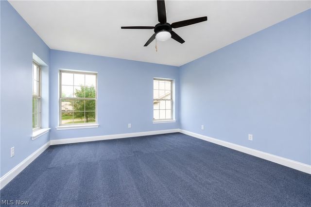 6981 Emerald Cove Avenue NW, Canal Fulton, OH 44614