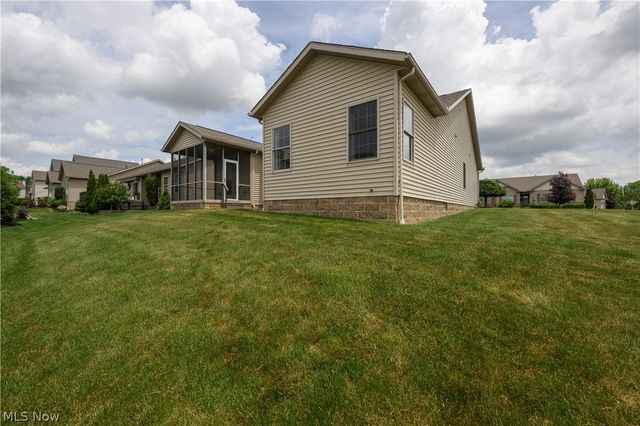 6981 Emerald Cove Avenue NW, Canal Fulton, OH 44614