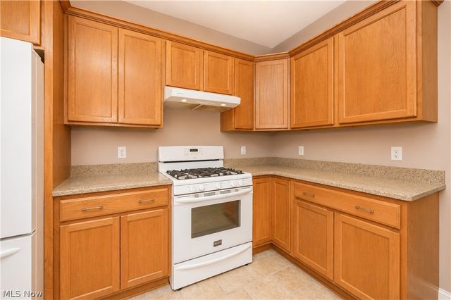 6981 Emerald Cove Avenue NW, Canal Fulton, OH 44614