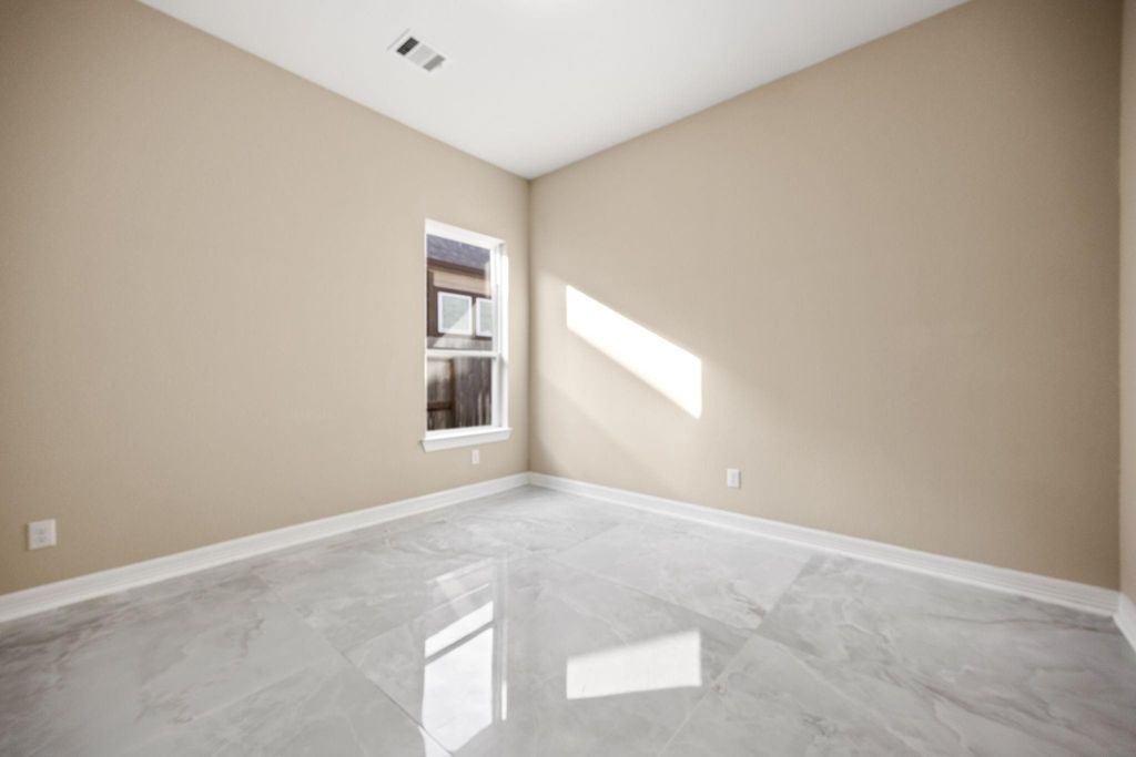 Image 30 of property listing at 24310 Tesino River Circle, Katy, TX 77493