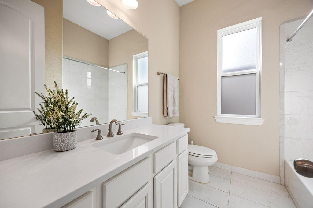 Image 32 of property listing at 24310 Tesino River Circle, Katy, TX 77493