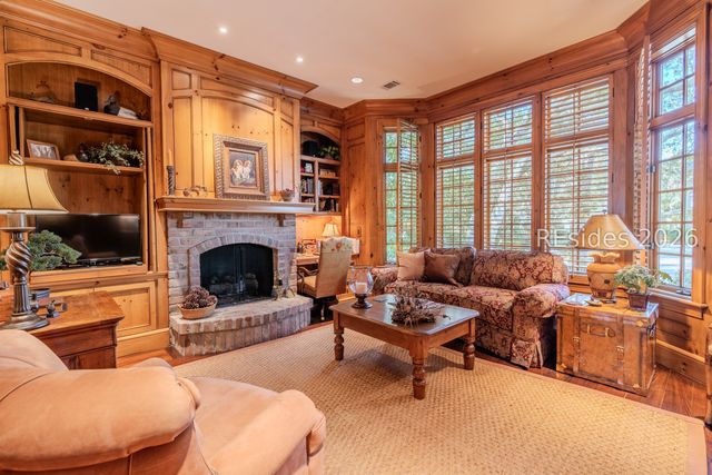 52 Canvasback Rd, Hilton Head Island, SC 29928