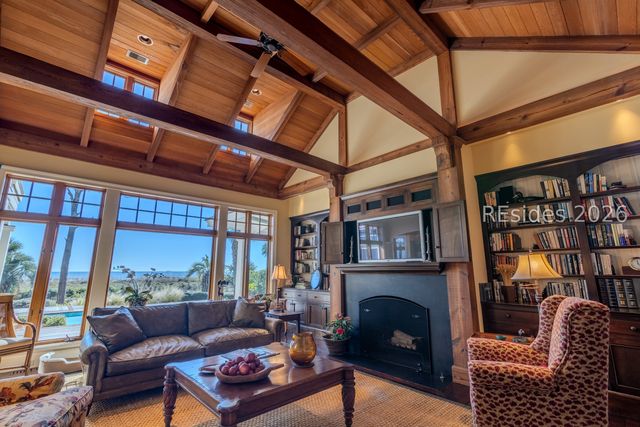 52 Canvasback Rd, Hilton Head Island, SC 29928