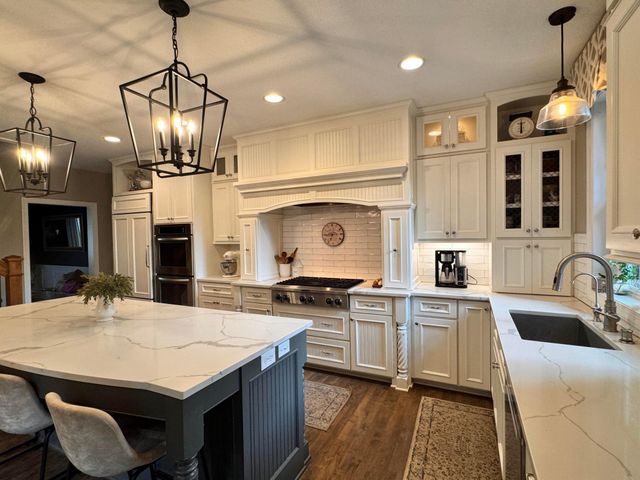 3173 Shady Cove Point NW, Prior Lake, MN 55372