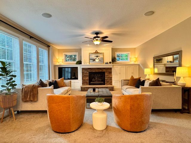 3173 Shady Cove Point NW, Prior Lake, MN 55372
