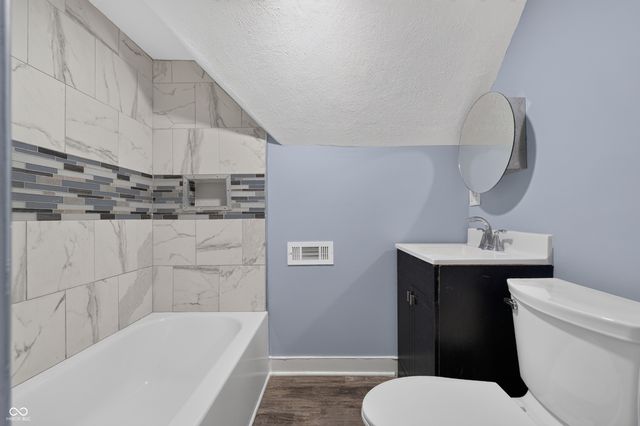 1560 Churchman, Indianapolis, IN 46203