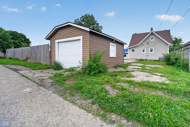 1560 Churchman, Indianapolis, IN 46203