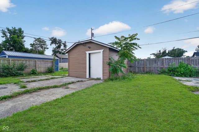 1560 Churchman, Indianapolis, IN 46203